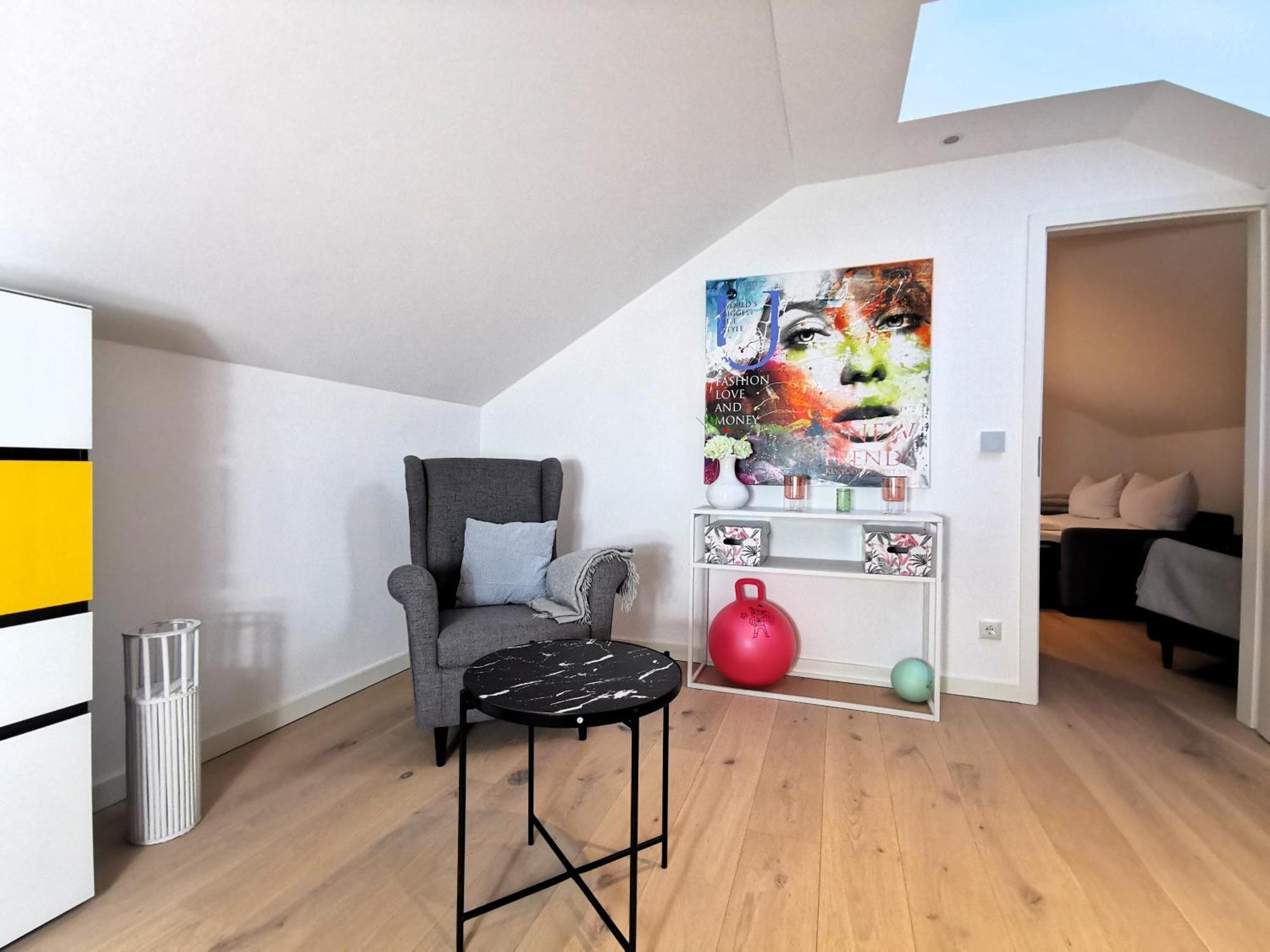 Bohnapartments Luxury Villa Berlin - 210Qm - Wintergarten - Kamin - 4 Kostenlose Parkplaetze - 6 Schlafzimmer - Neubau - Luxusausstattung Birkenwerder Exterior photo